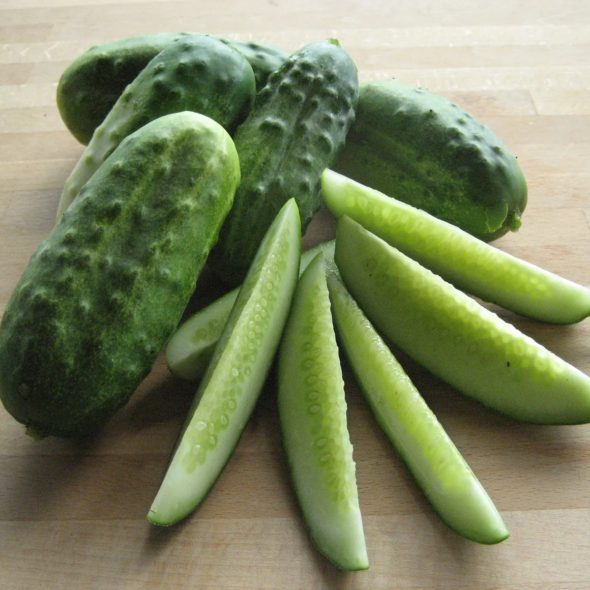 Grade A Premium Premium Fresh Cucumber - Medium (500g)