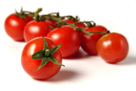 Farm Fresh Grade A Premium Fresh Tomatoes - Large (1kg)