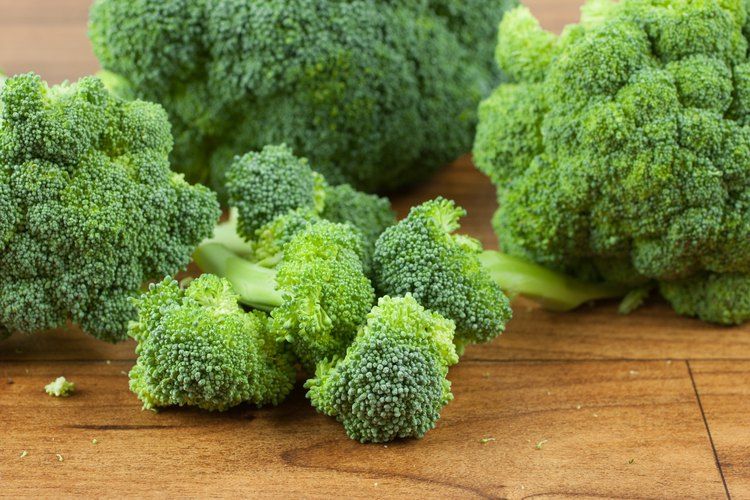 Organic Fresh Fresh Broccoli - Small (250g)